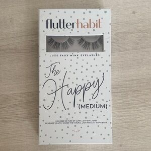 Flutter Habit Luxe Faux Mink Eyelashes - The Happy (Medium) Black